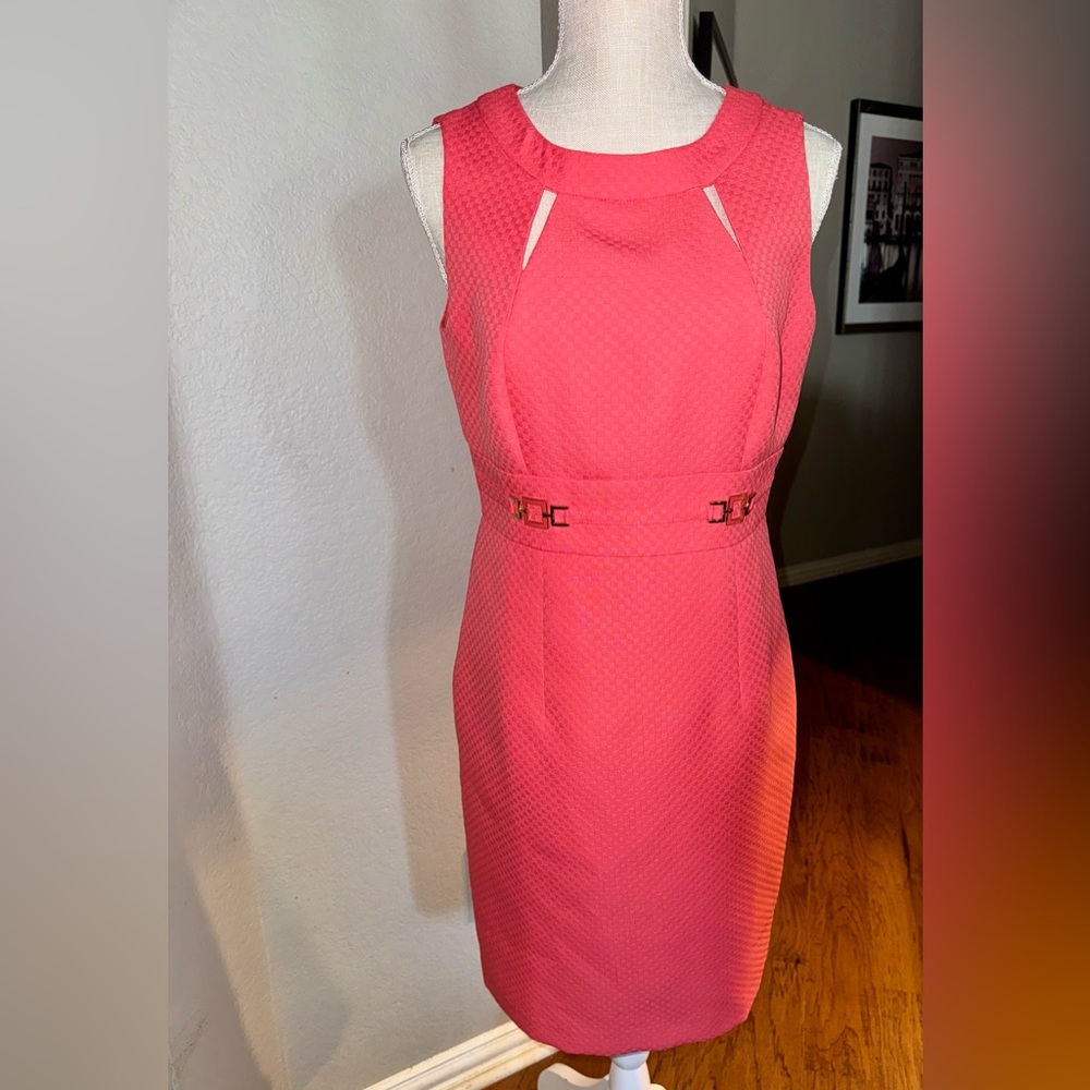 Chelsea Rose NWT Coral Dress w/Gold Metal Accents - Size: 6 - Plus Free Gift